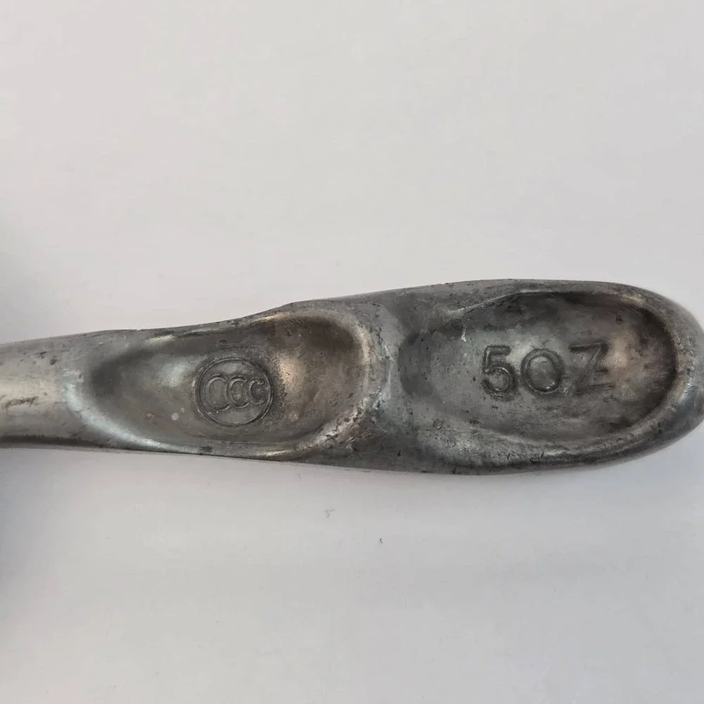 Vintage 5oz Metal Scoop Farmhouse Kitchen Decor Coffee Grain Feed Utility